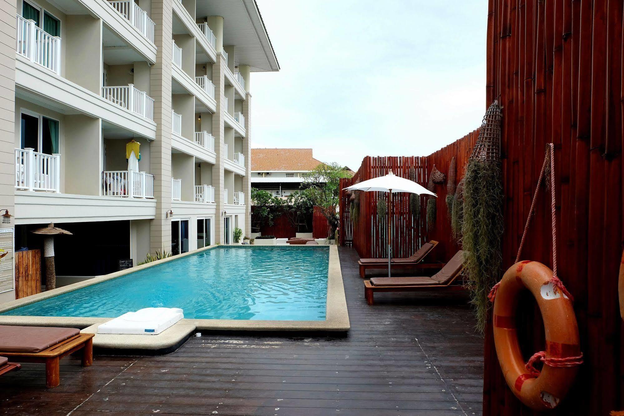 51 Fashion Hotel HHQ Esterno foto
