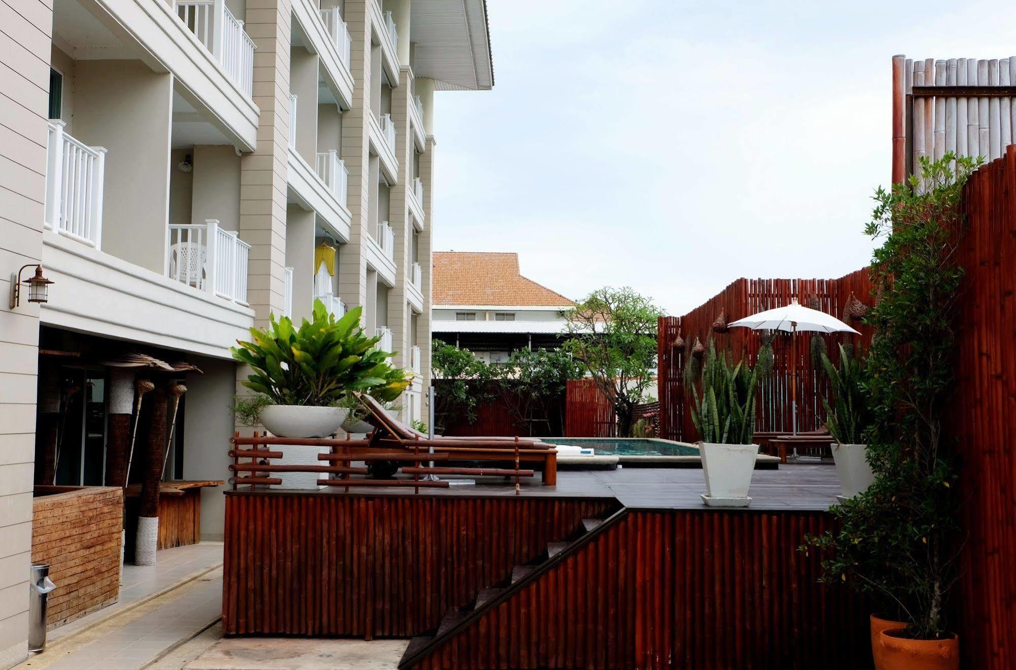 51 Fashion Hotel HHQ Esterno foto